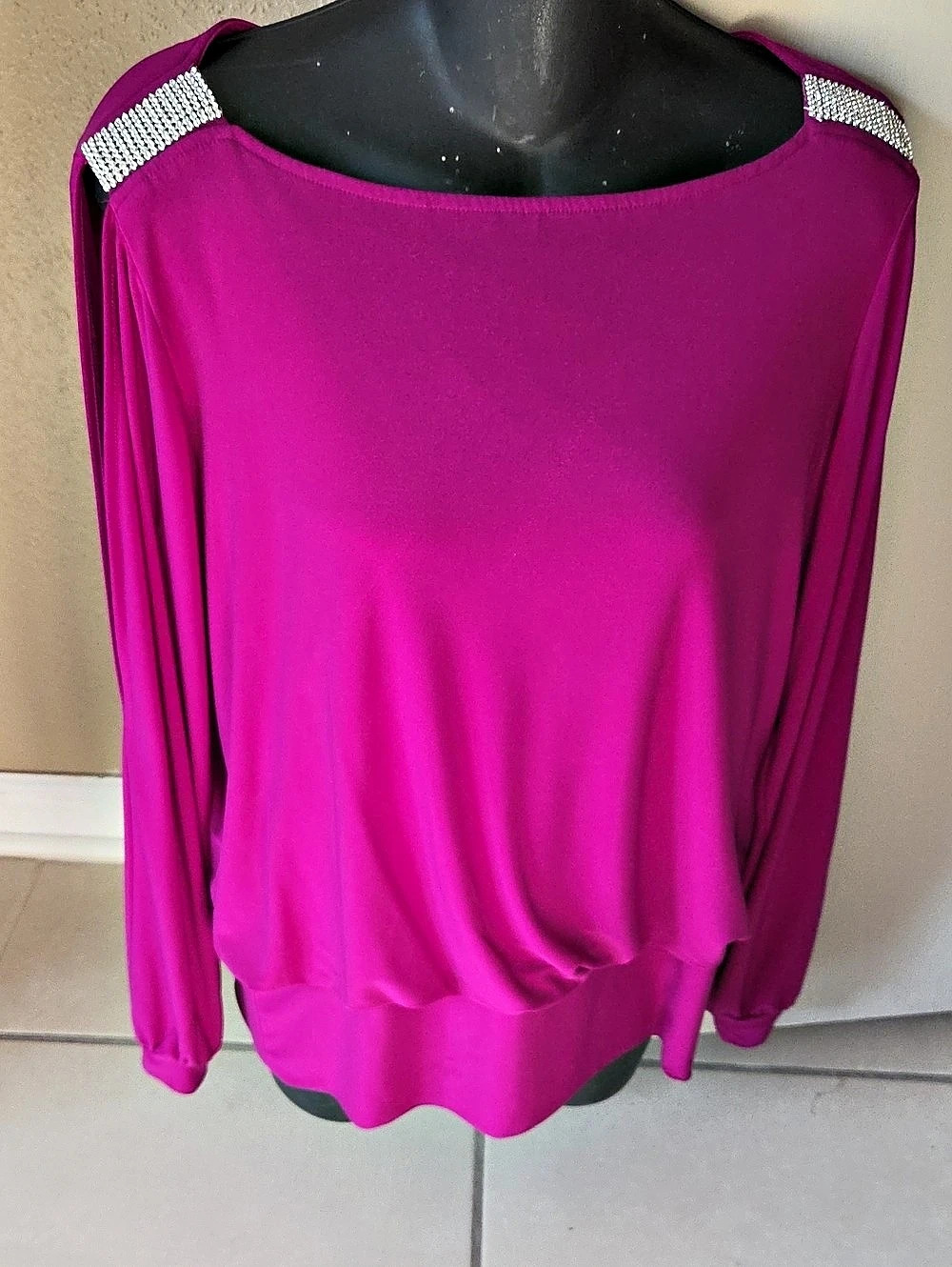 Chico's Beaded Shoulder Long Sleeve Top in Pink Medium